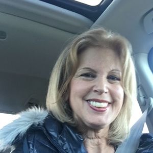 Meet your Posher, Sandra